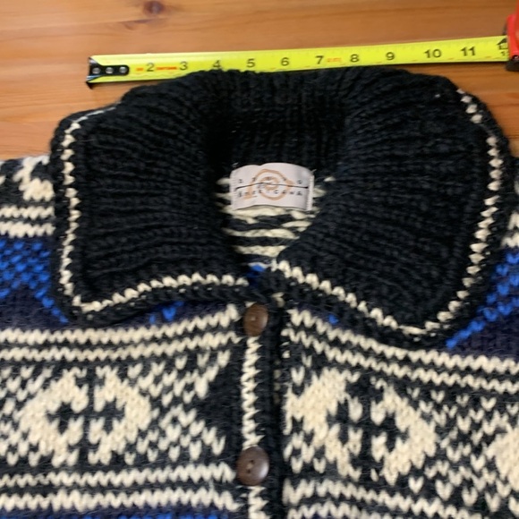 Blue, Cream and Black Patterned Sweater, Heavy, 100% wool, Oversize - Picture 5 of 10